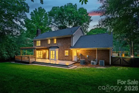 5617 Hillbrook Drive Charlotte NC 28226
