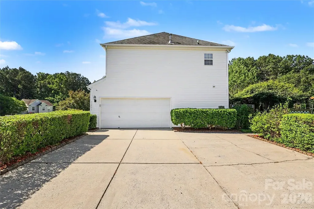 14802 Bergerac Court Pineville NC 28134