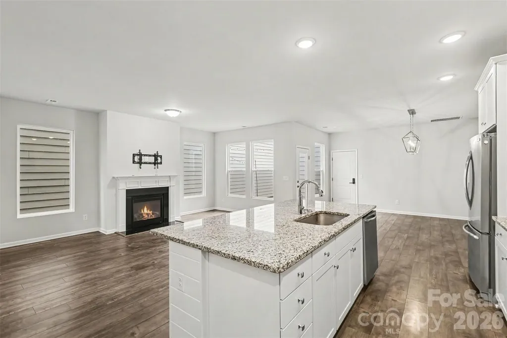 808 Lyndon Station Drive Pineville NC 28134