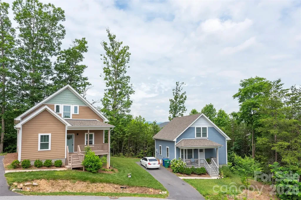 6 Berry Crest Lane Arden NC 28704