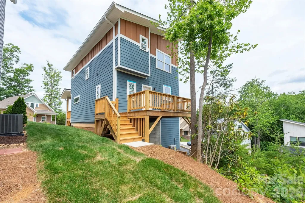 6 Berry Crest Lane Arden NC 28704