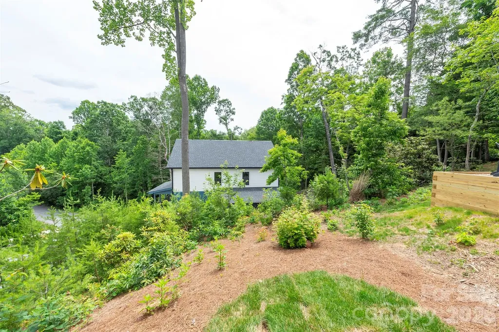 6 Berry Crest Lane Arden NC 28704