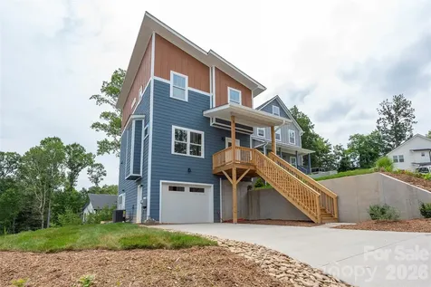 6 Berry Crest Lane Arden NC 28704