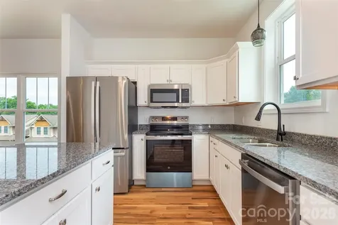 6 Berry Crest Lane Arden NC 28704