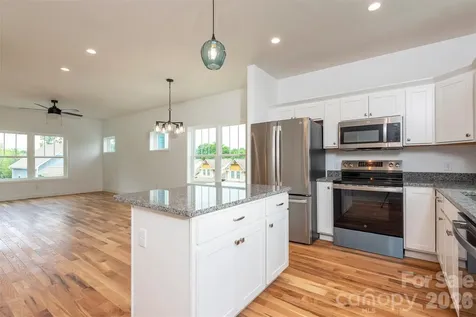 6 Berry Crest Lane Arden NC 28704