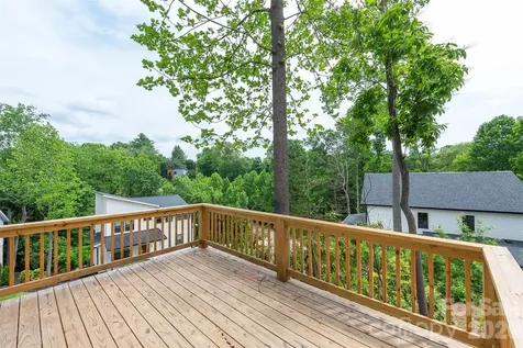 6 Berry Crest Lane Arden NC 28704