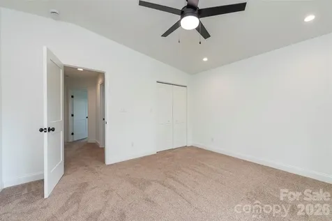 6 Berry Crest Lane Arden NC 28704