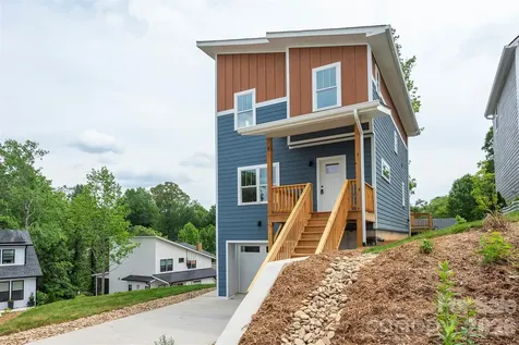 6 Berry Crest Lane Arden NC 28704