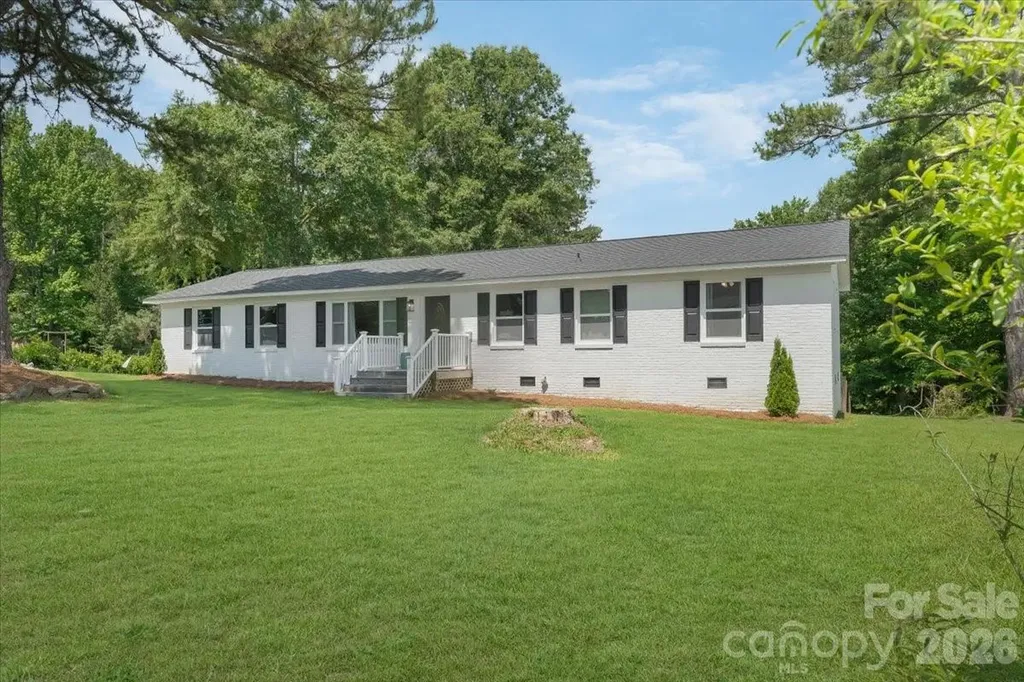 2294 Country Club Drive Lancaster SC 29720