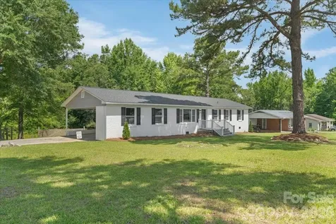 2294 Country Club Drive Lancaster SC 29720