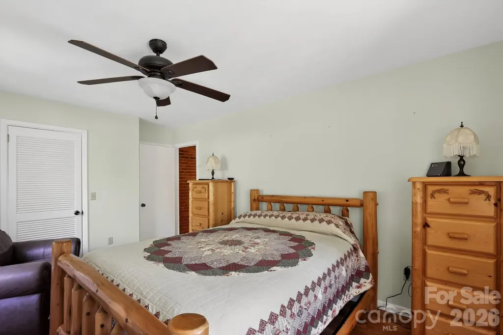186 Catherine Drive Columbus NC 28722