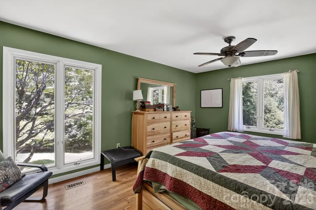 186 Catherine Drive Columbus NC 28722
