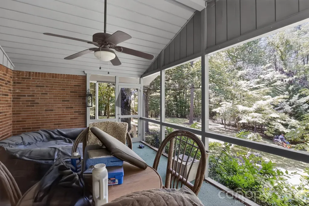 186 Catherine Drive Columbus NC 28722