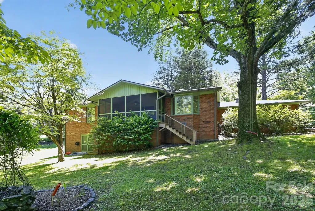 186 Catherine Drive Columbus NC 28722