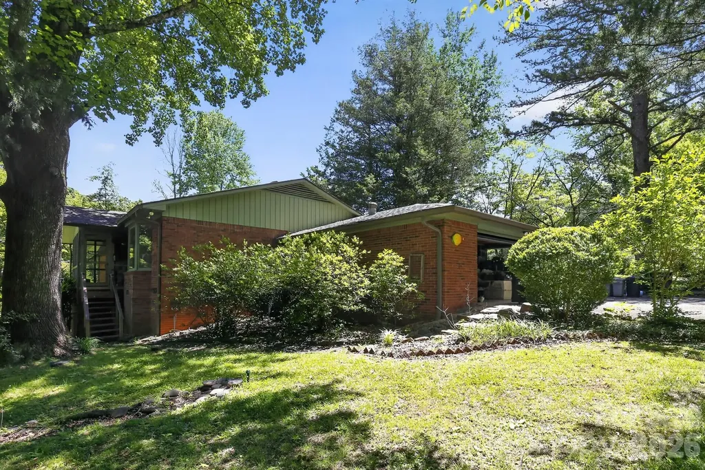186 Catherine Drive Columbus NC 28722