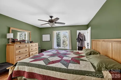 186 Catherine Drive Columbus NC 28722