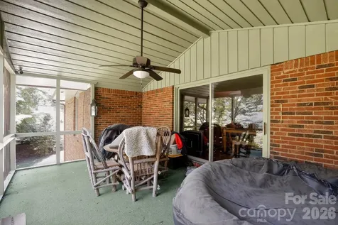 186 Catherine Drive Columbus NC 28722