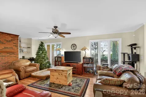 186 Catherine Drive Columbus NC 28722