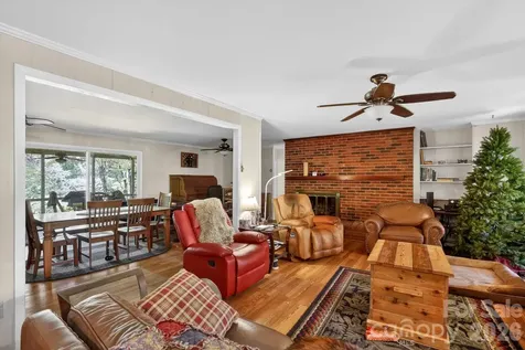 186 Catherine Drive Columbus NC 28722