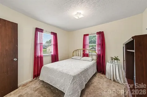5111 Hawthorne Lane Shelby NC 28152