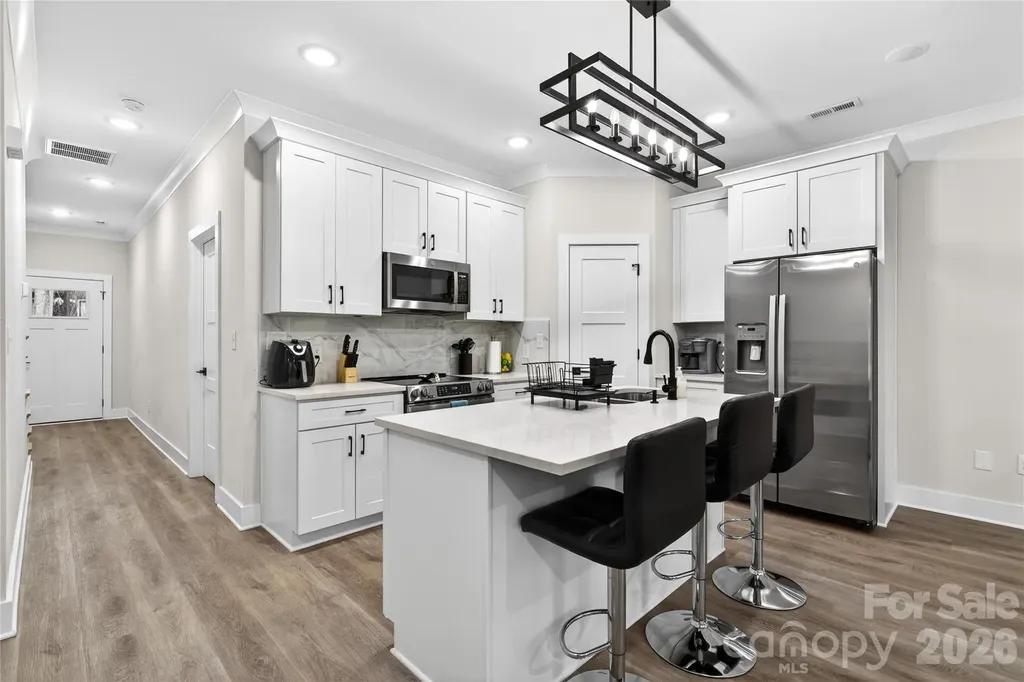 1935 St Mark Street Charlotte NC 28216