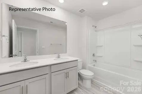 2117 Moorside Court Lancaster SC 29720