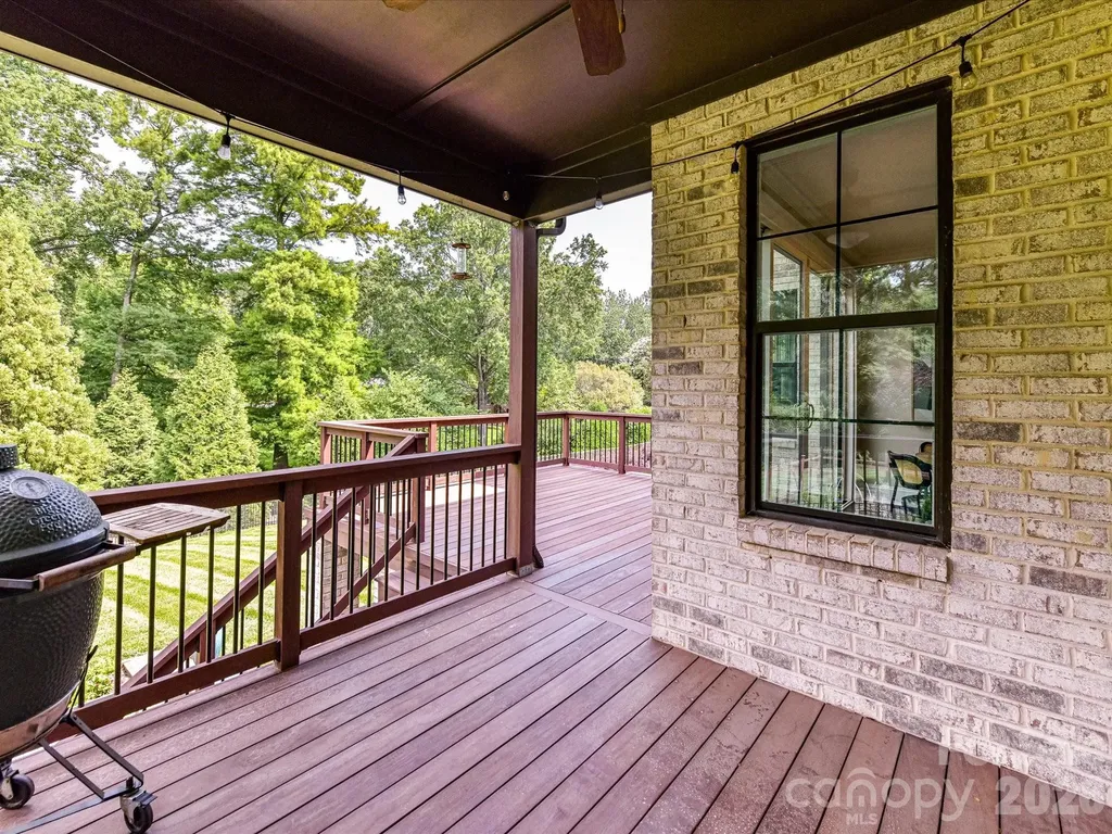 2244 Rock Creek Drive Charlotte NC 28226