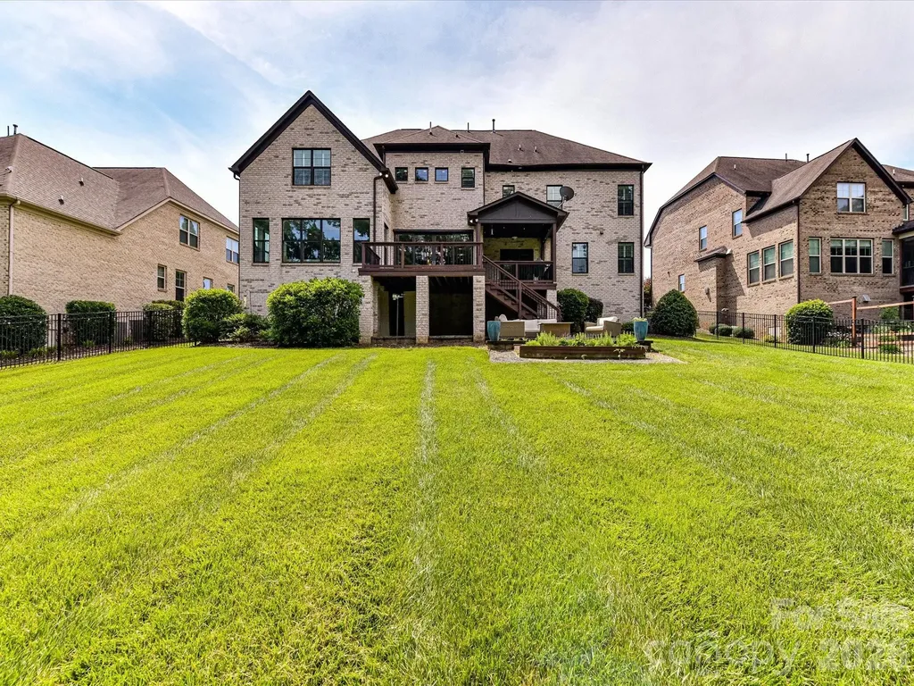 2244 Rock Creek Drive Charlotte NC 28226