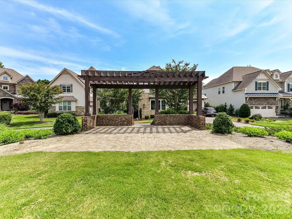 2244 Rock Creek Drive Charlotte NC 28226