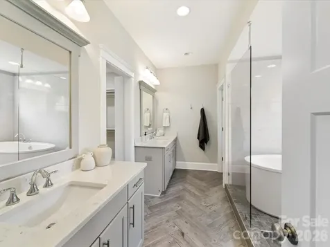2244 Rock Creek Drive Charlotte NC 28226