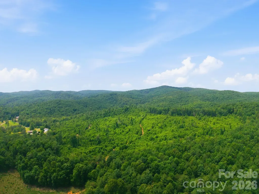 2148 White Springs Lane Lenoir NC 28645