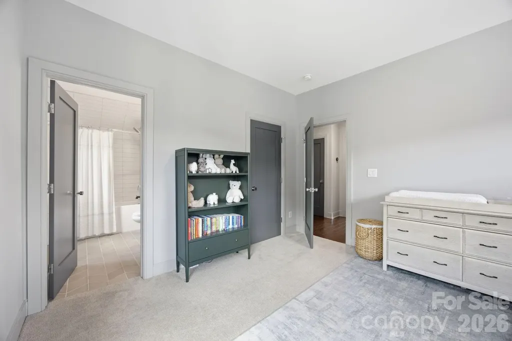 1026 Polaris Way Charlotte NC 28205