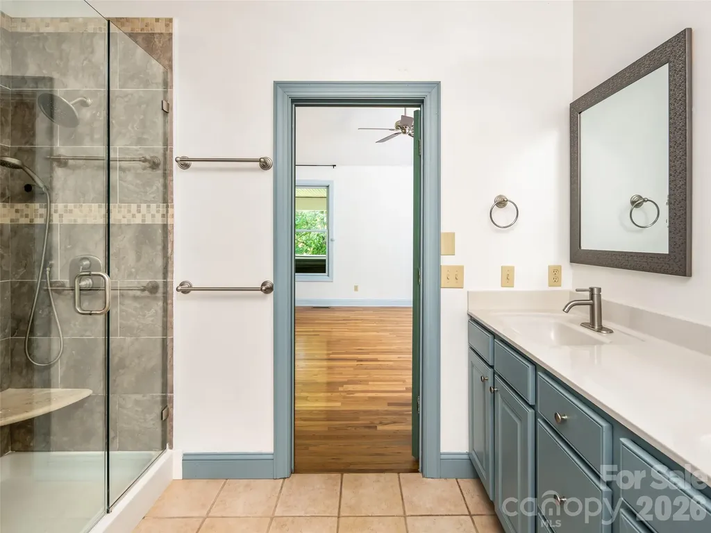 103 Woodburn Drive Swannanoa NC 28778