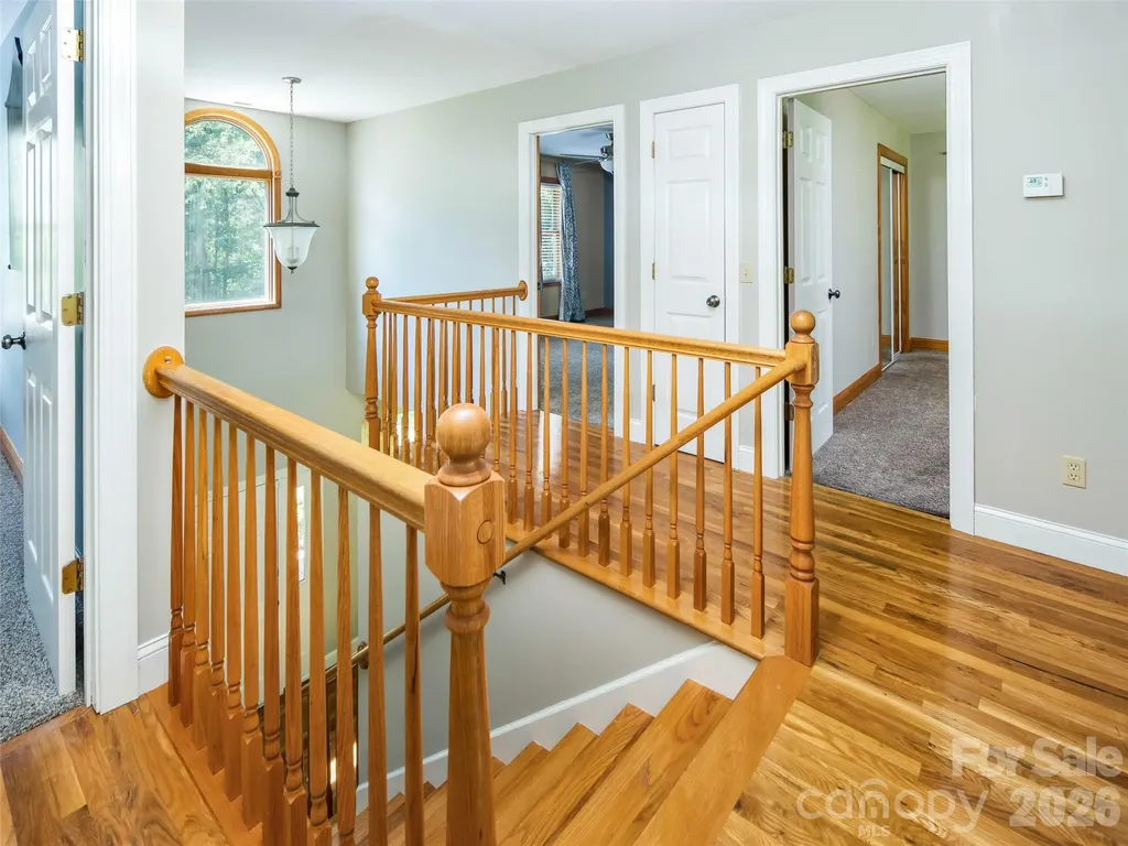 103 Woodburn Drive Swannanoa NC 28778