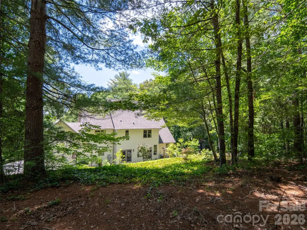 103 Woodburn Drive Swannanoa NC 28778