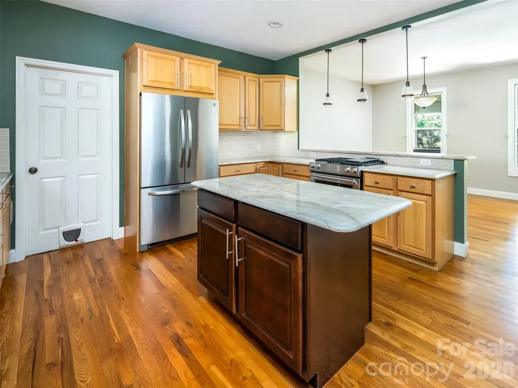 103 Woodburn Drive Swannanoa NC 28778