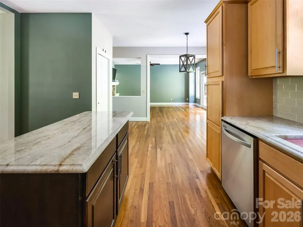 103 Woodburn Drive Swannanoa NC 28778