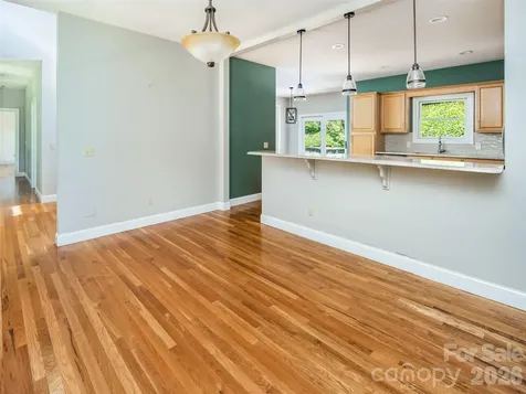 103 Woodburn Drive Swannanoa NC 28778