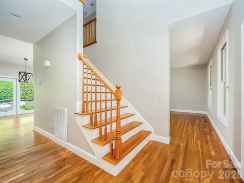 103 Woodburn Drive Swannanoa NC 28778