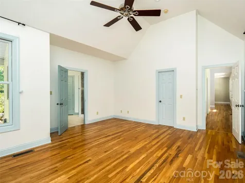 103 Woodburn Drive Swannanoa NC 28778
