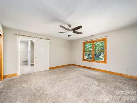 103 Woodburn Drive Swannanoa NC 28778