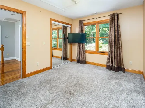 103 Woodburn Drive Swannanoa NC 28778
