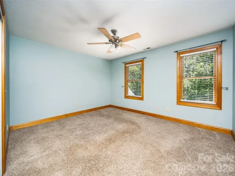 103 Woodburn Drive Swannanoa NC 28778