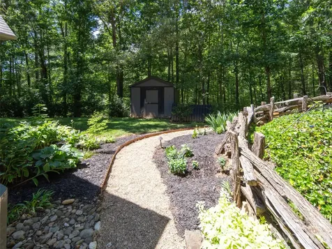 103 Woodburn Drive Swannanoa NC 28778