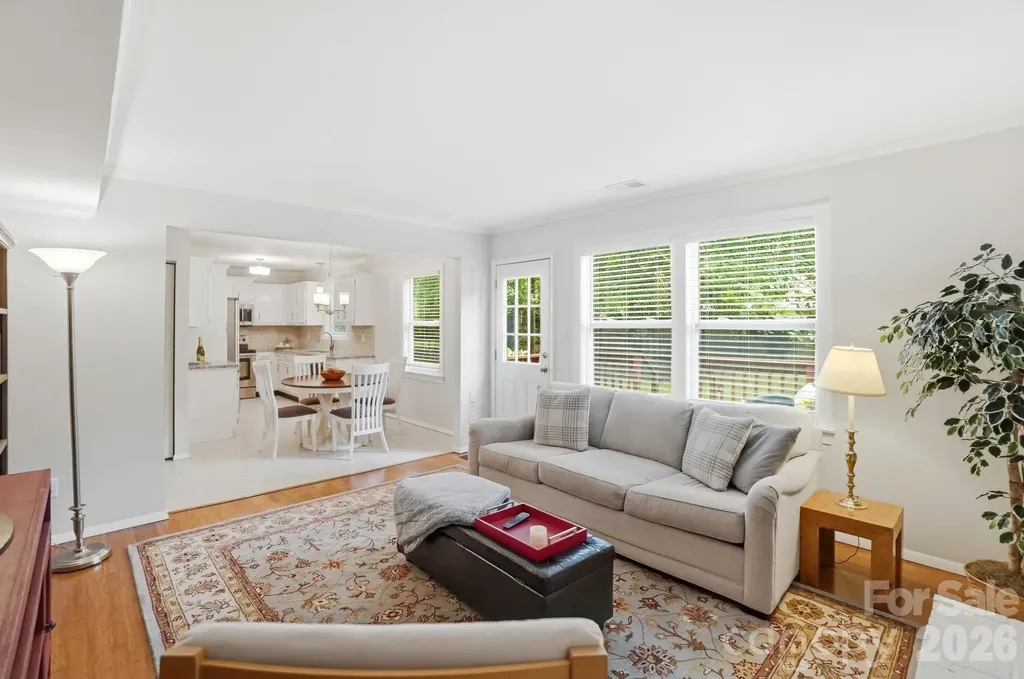8211 Mahogany Drive Charlotte NC 28227