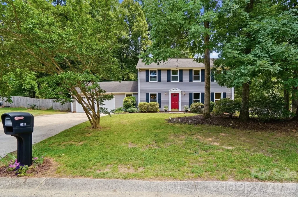 8211 Mahogany Drive Charlotte NC 28227