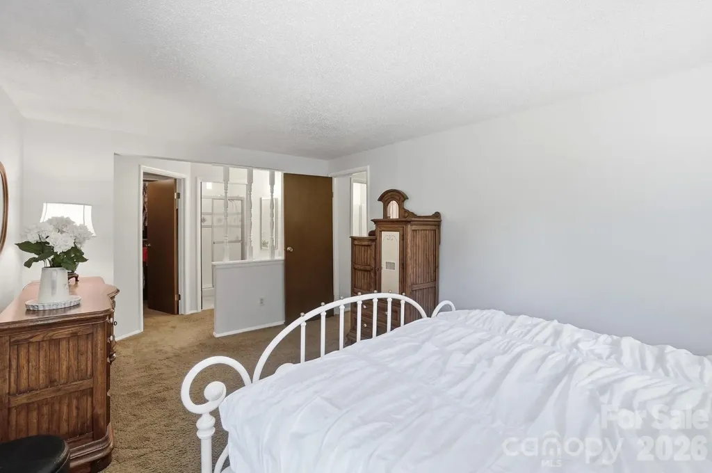 8211 Mahogany Drive Charlotte NC 28227