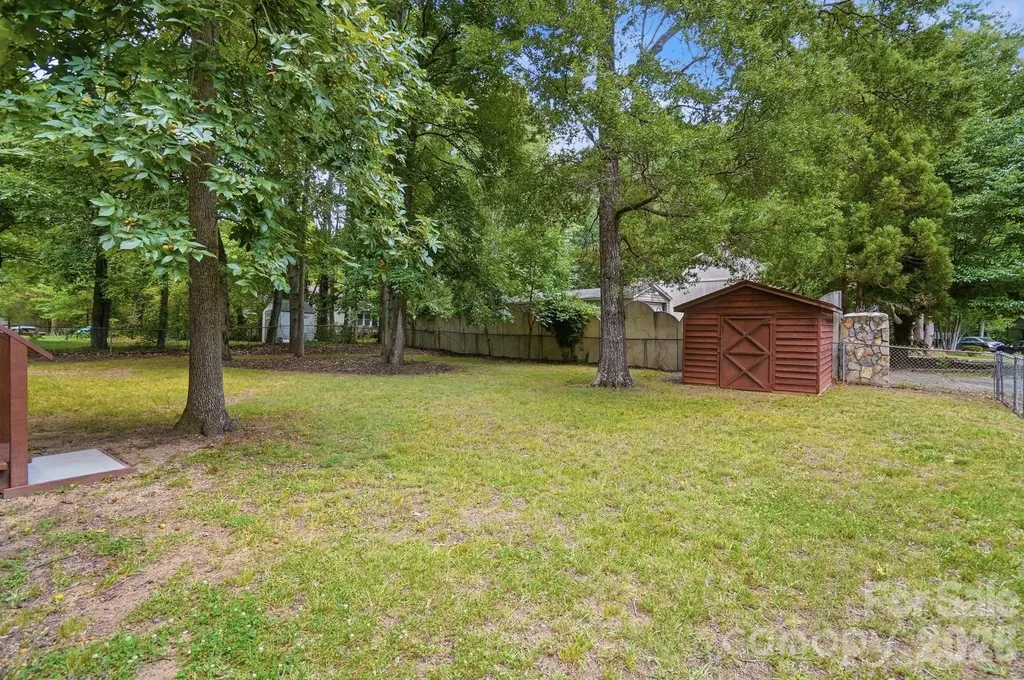 8211 Mahogany Drive Charlotte NC 28227