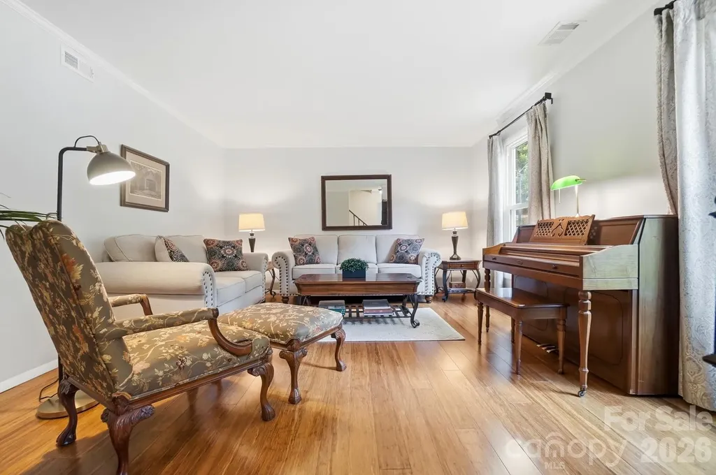 8211 Mahogany Drive Charlotte NC 28227