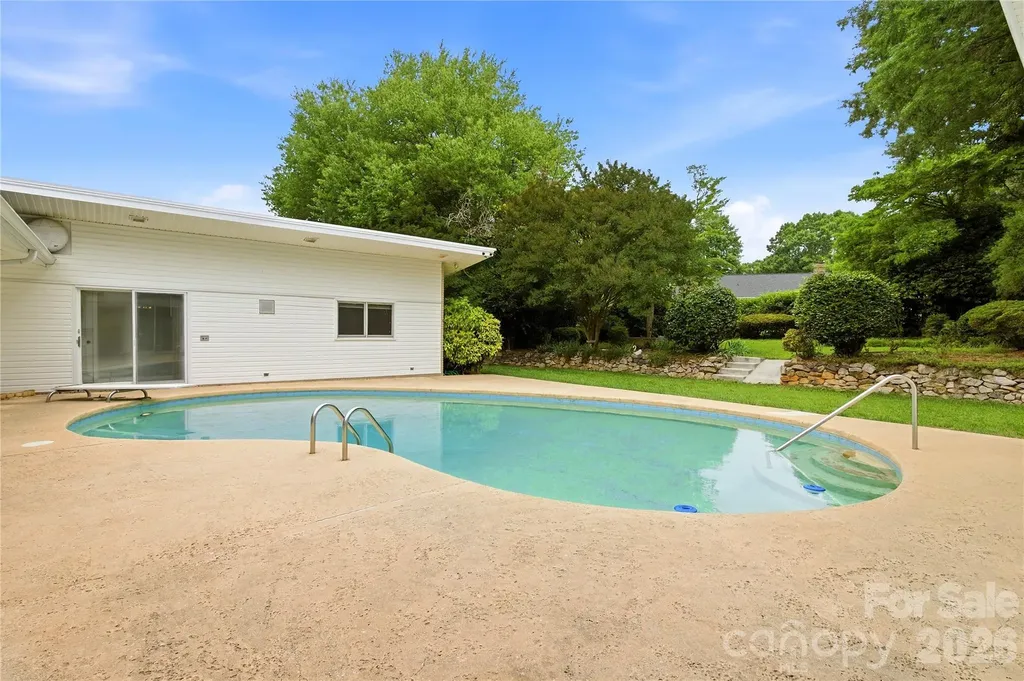 938 Sandswood Drive Gastonia NC 28054